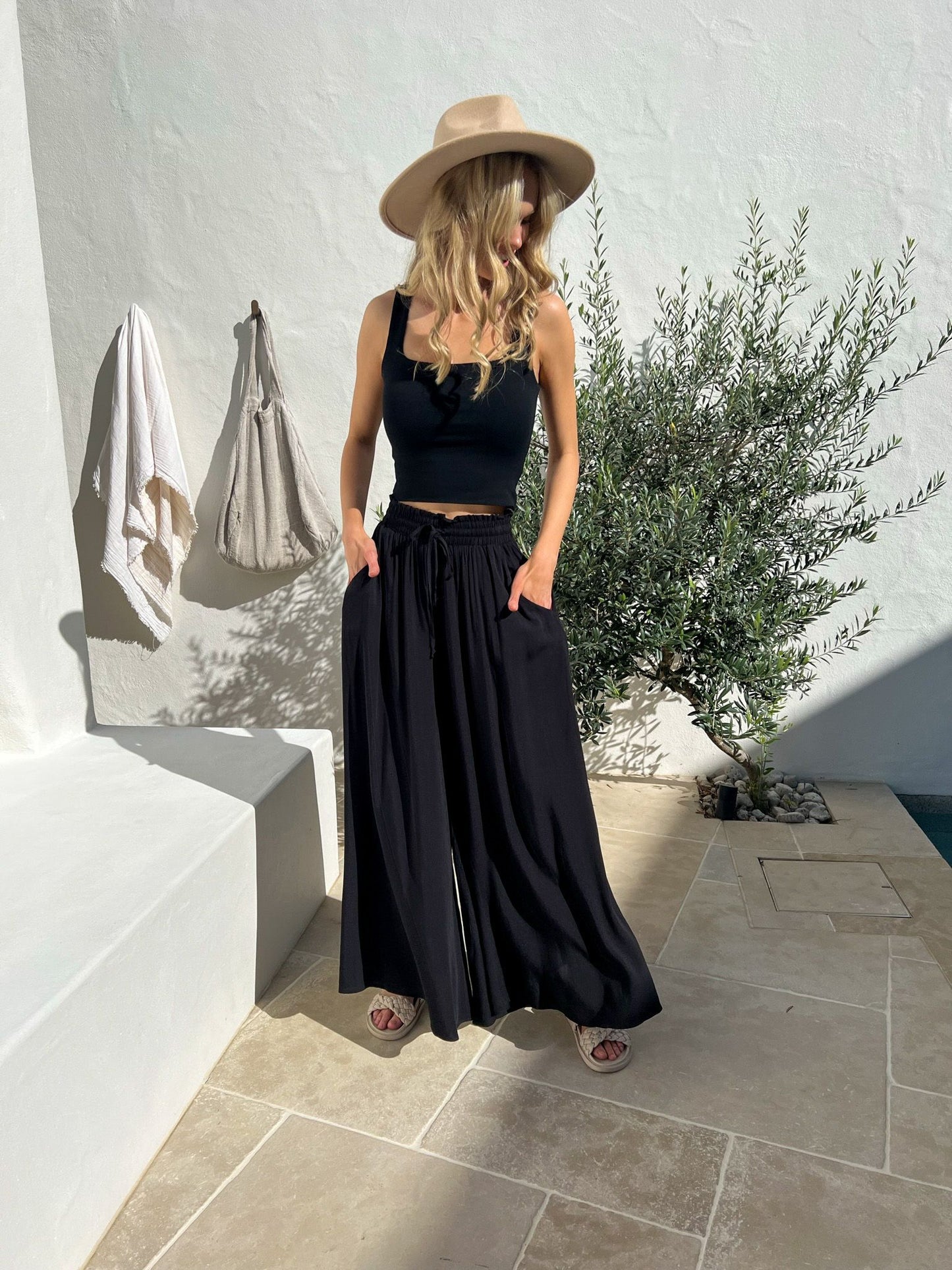 JESSICA PANT - BLACK